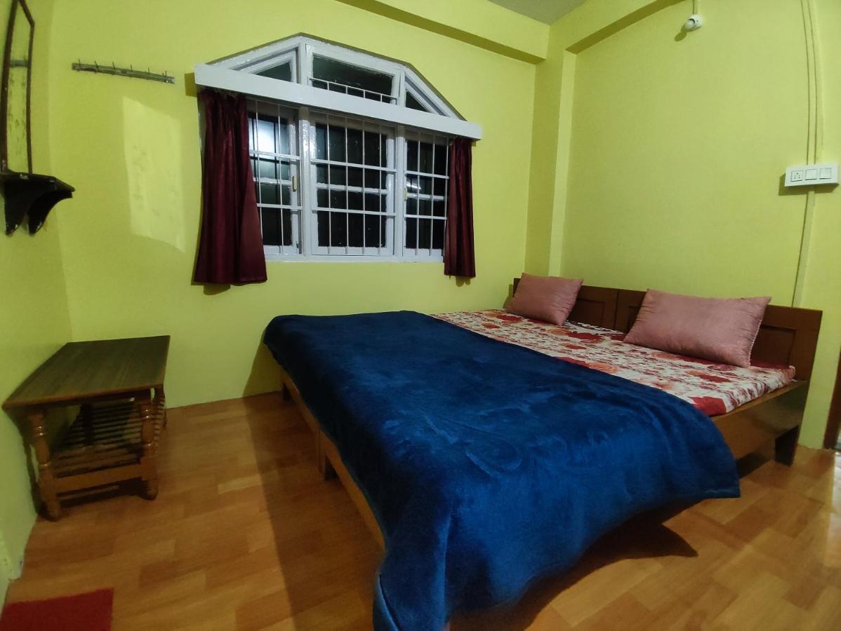 Wind Home Darjeeling- Budget Hotel Near Mall Dardzsiling Kültér fotó