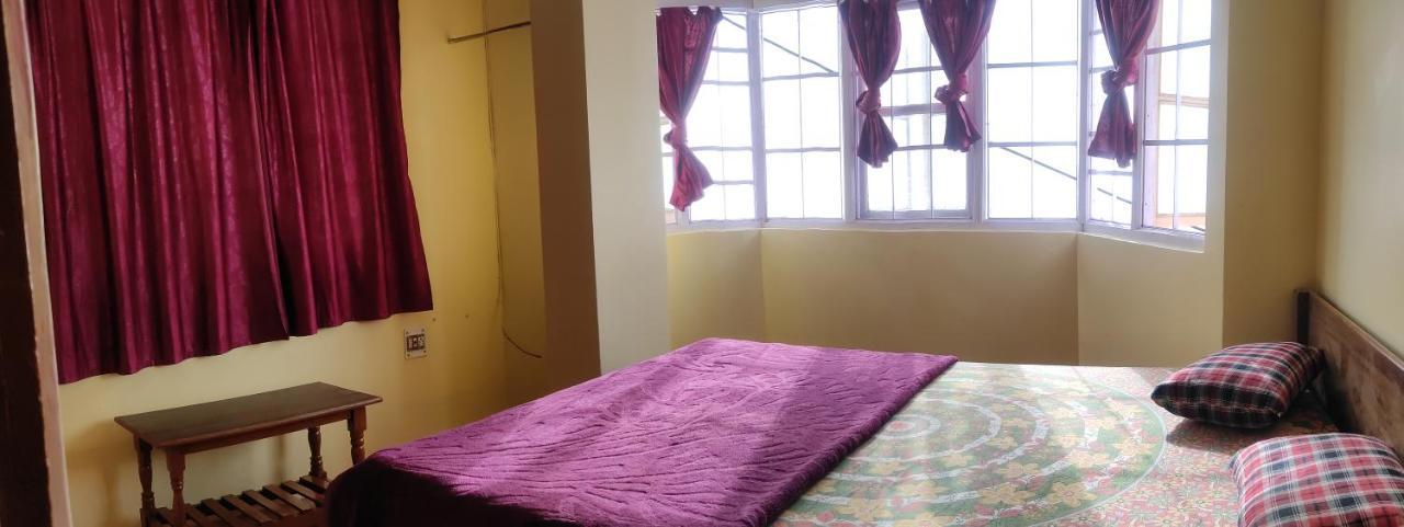 Wind Home Darjeeling- Budget Hotel Near Mall Dardzsiling Kültér fotó